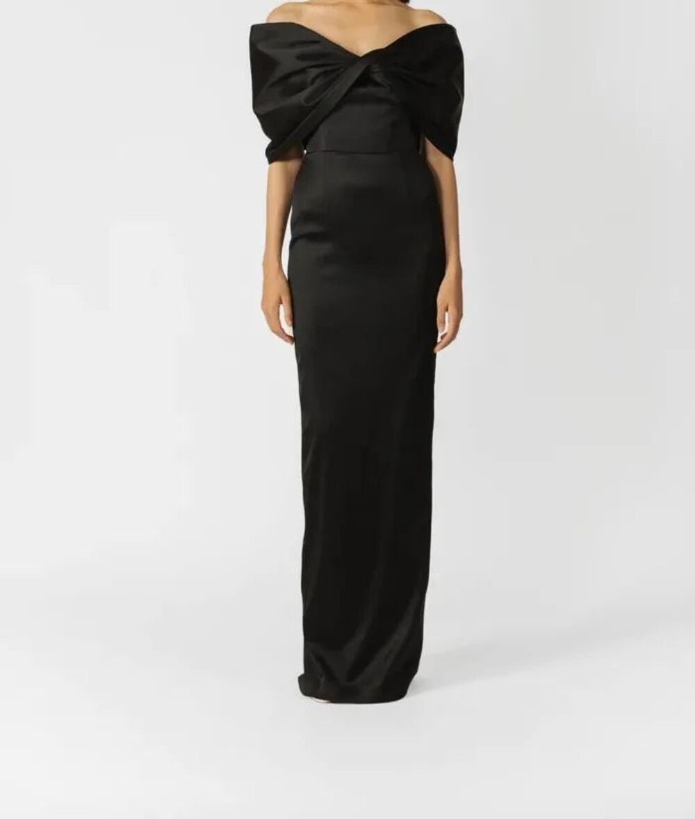 Sau Lee Paloma Gown in Black Size US 2 $650